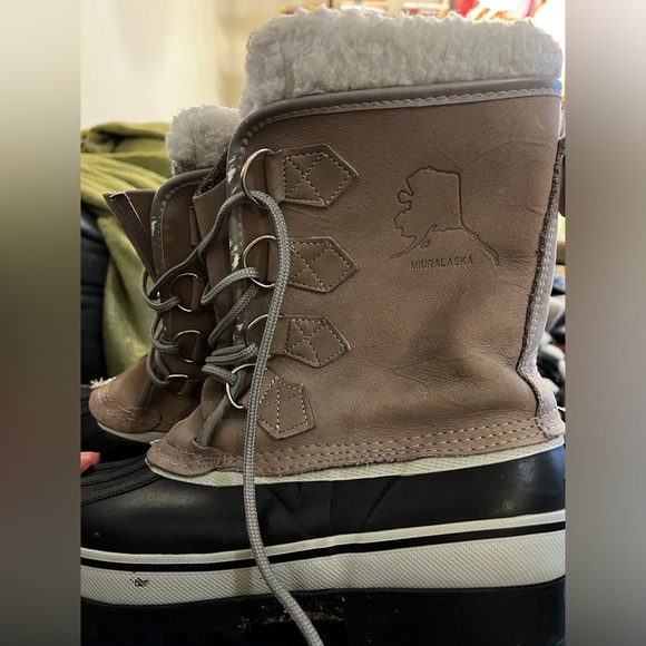 EUC Vintage Miuralaska Winter Boots | Men's | Size 10 - Picture 2 of 8